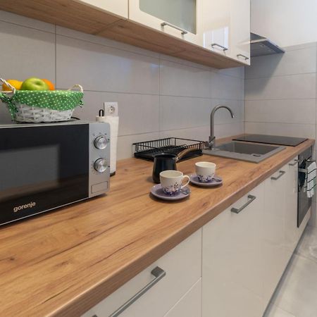 Apartman Jabuka - Free Parking Karlovac Exterior photo
