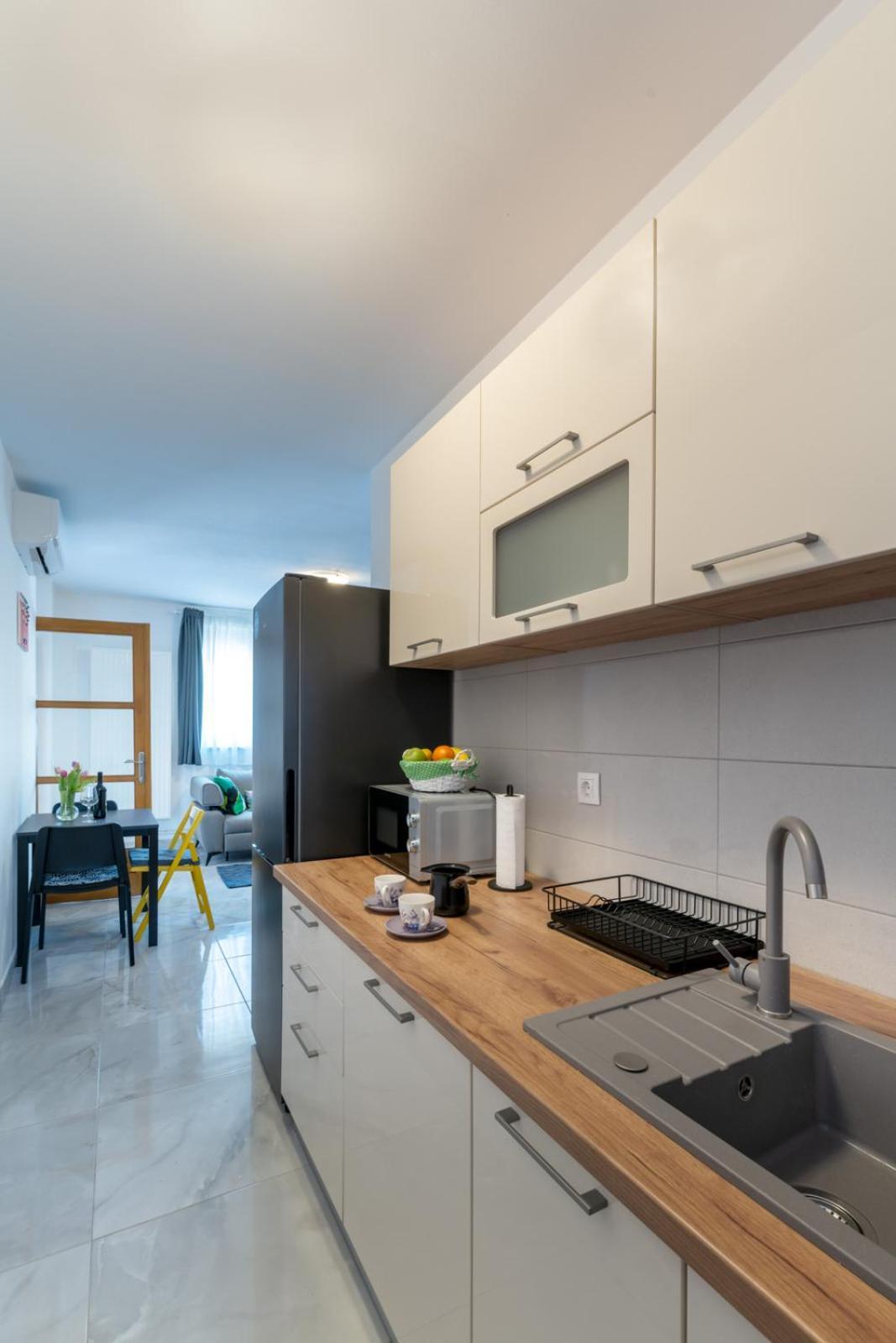 Apartman Jabuka - Free Parking Karlovac Exterior photo