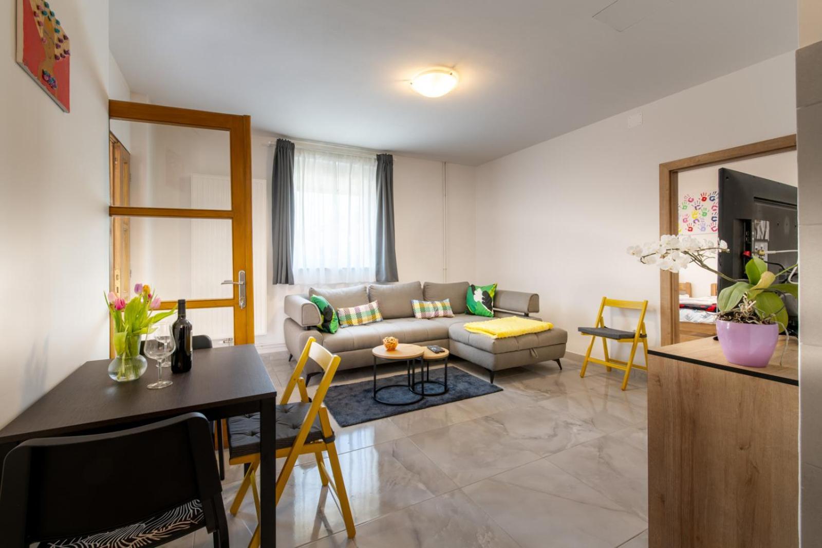 Apartman Jabuka - Free Parking Karlovac Exterior photo